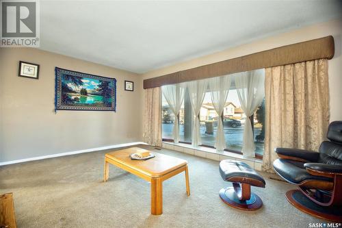 109 Birch Place, Shellbrook, SK - Indoor Photo Showing Living Room