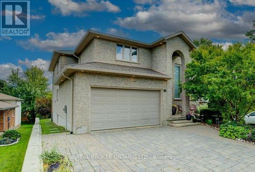 58 West Acres Crescent, Kitchener, ON - Outdoor