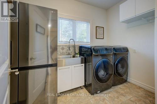 58 West Acres Crescent, Kitchener, ON - Indoor Photo Showing Laundry Room