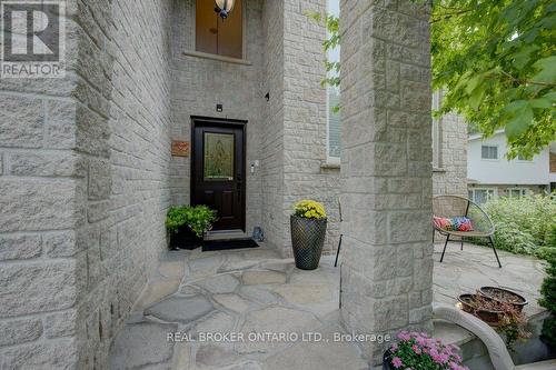 58 West Acres Crescent, Kitchener, ON - Outdoor