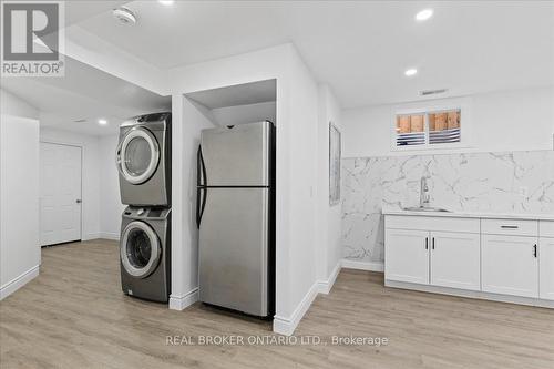 48 Arlington Parkway, Brant (Paris), ON - Indoor Photo Showing Laundry Room