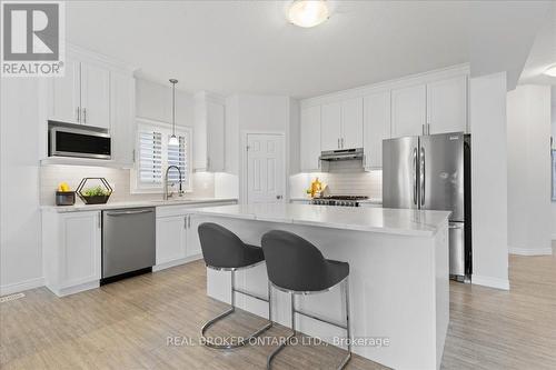 48 Arlington Parkway, Brant (Paris), ON - Indoor Photo Showing Kitchen With Stainless Steel Kitchen With Upgraded Kitchen