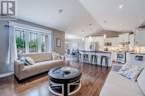 66 Spracklin Boulevard, Paradise, NL - Indoor Photo Showing Living Room