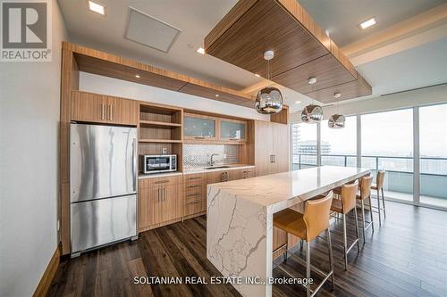 508 - 20 Shore Breeze Drive, Toronto (Mimico), ON - Indoor Photo Showing Kitchen With Upgraded Kitchen