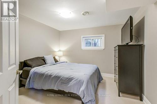 2489 Yarmouth Crescent, Oakville (Bronte West), ON - Indoor Photo Showing Bedroom