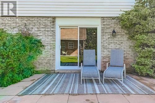 2489 Yarmouth Crescent, Oakville, ON - Outdoor