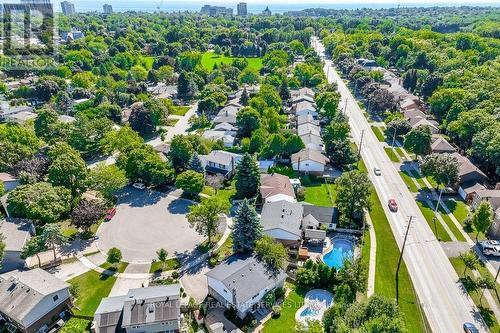 2489 Yarmouth Crescent, Oakville (Bronte West), ON - Outdoor With View