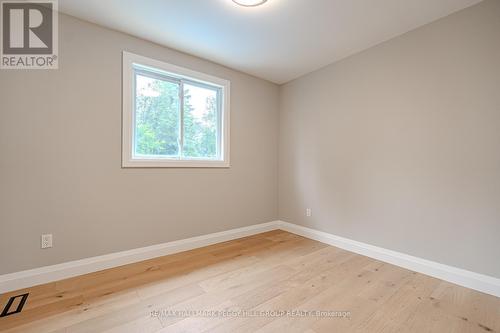 66 Willow Landing Road, Springwater (Midhurst), ON - Indoor Photo Showing Other Room