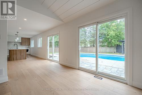 66 Willow Landing Road, Springwater (Midhurst), ON - Indoor Photo Showing Other Room