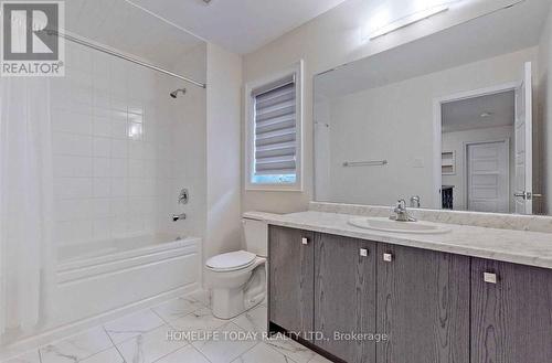 8758 Chickory Trail, Niagara Falls, ON - Indoor Photo Showing Bathroom