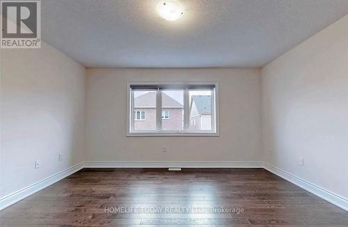 8758 Chickory Trail, Niagara Falls, ON - Indoor Photo Showing Other Room