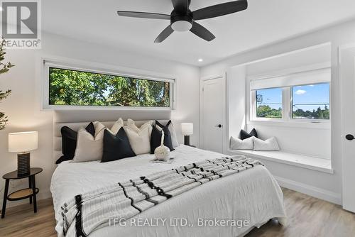 6 Meadowview Boulevard, Clarington (Bowmanville), ON - Indoor Photo Showing Bedroom