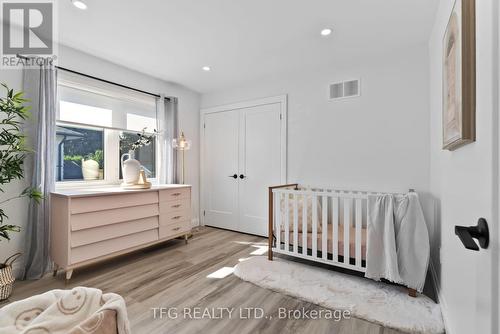 6 Meadowview Boulevard, Clarington (Bowmanville), ON - Indoor Photo Showing Bedroom