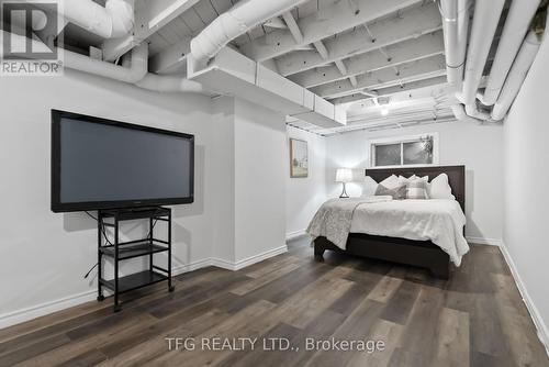 6 Meadowview Boulevard, Clarington (Bowmanville), ON - Indoor Photo Showing Bedroom