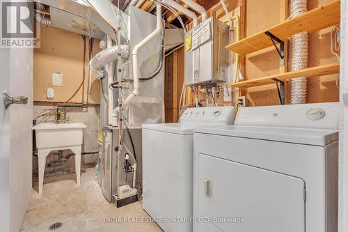 10 - 253 Taylor Street, London, ON - Indoor Photo Showing Laundry Room