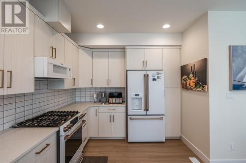 309 4274 22Nd Avenue, Prince George, BC - Indoor Photo Showing Kitchen