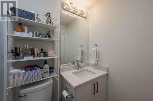 309 4274 22Nd Avenue, Prince George, BC - Indoor Photo Showing Bathroom