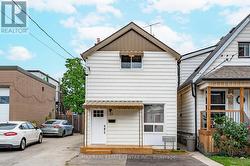 73 ALBANY AVENUE  Hamilton (Homeside), ON L8H 2H4