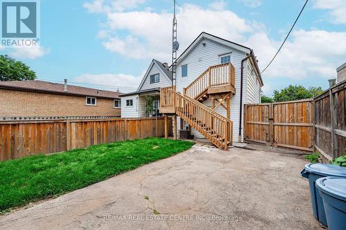 73 Albany Avenue, Hamilton (Homeside), ON - Outdoor