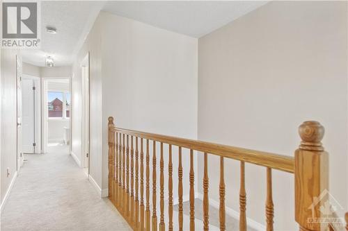 Hallway 2nd Floor - 117 Locheland Crescent, Ottawa, ON - Indoor Photo Showing Other Room