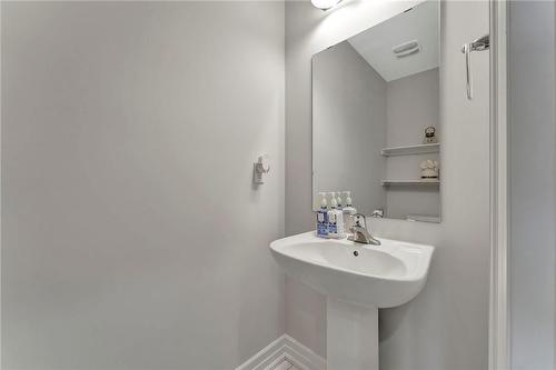 117 Freedom Crescent, Hamilton, ON - Indoor Photo Showing Bathroom