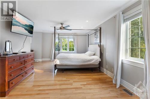 6131 Pebblewoods Drive, Greely, ON - Indoor Photo Showing Bedroom