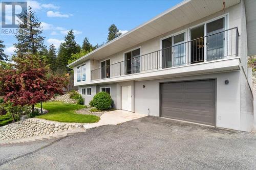 5956 Victoria Street, Peachland, BC - Outdoor