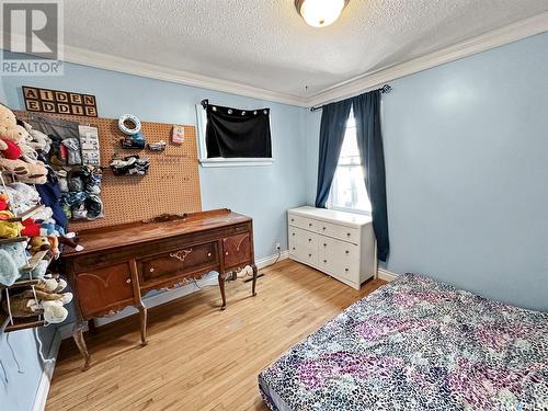 171 5Th Avenue Nw, Swift Current, SK - Indoor Photo Showing Bedroom