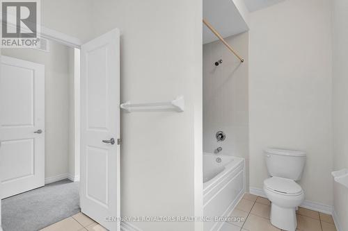 1308 Klondike Drive, Oshawa (Kedron), ON - Indoor Photo Showing Bathroom