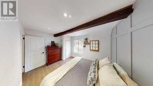 1925 Kootenay Avenue, Rossland, BC - Indoor Photo Showing Bedroom