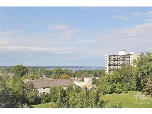 909-2871 Richmond Road, Ottawa, ON 