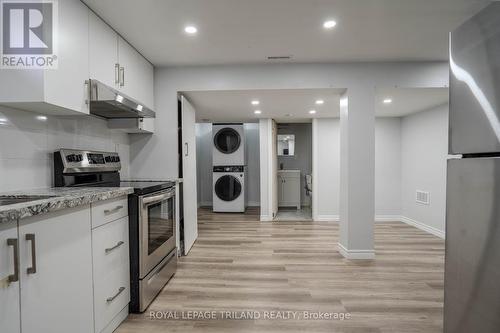 103 Churchill Street, Chatham-Kent (Chatham), ON - Indoor Photo Showing Kitchen