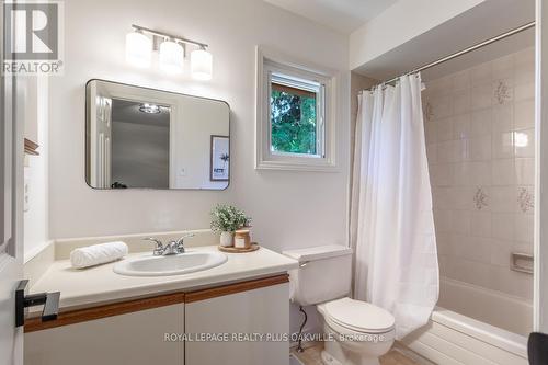 73 Stevenson Road, Oakville (Bronte West), ON - Indoor Photo Showing Bathroom