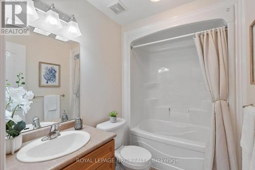 4 Avery Crescent, St. Catharines, ON - Indoor Photo Showing Bathroom