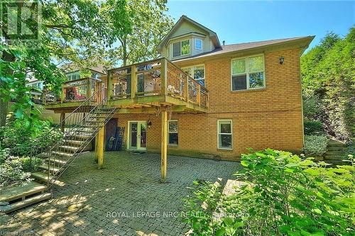 7 Scottdale Court, Pelham, ON - Outdoor