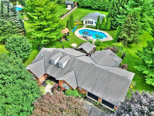 1 Alder Crescent, Pelham, ON - Outdoor With In Ground Pool