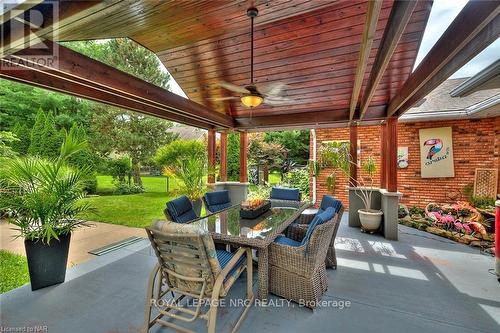 1 Alder Crescent, Pelham, ON - Outdoor With Deck Patio Veranda With Exterior