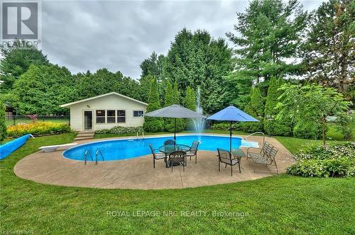 1 Alder Crescent, Pelham, ON - Outdoor With In Ground Pool With Backyard