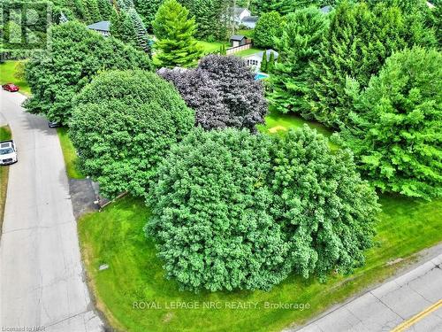 1 Alder Crescent, Pelham, ON - Outdoor