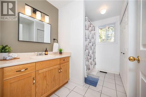 Ensuite - 872 Archibald Street, Braeside, ON - Indoor Photo Showing Bathroom