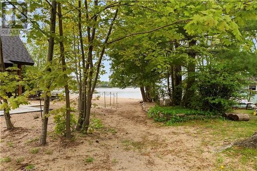 Parking area and inside access from the deck - 872 Archibald Street, Braeside, ON - Outdoor