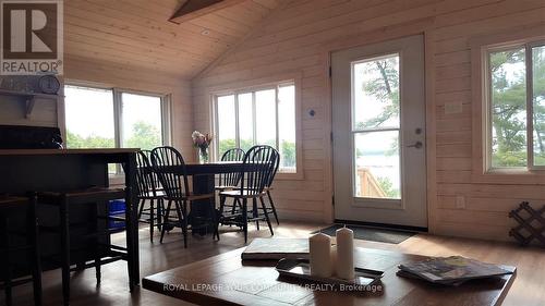 2 - 100 Sand Bay Road, Carling, ON - Indoor Photo Showing Dining Room