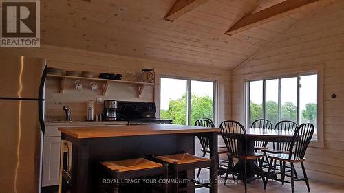 2 - 100 Sand Bay Road, Carling, ON - Indoor Photo Showing Dining Room