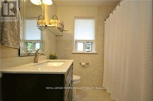 197 Church Street, Bradford West Gwillimbury (Bradford), ON - Indoor Photo Showing Bathroom