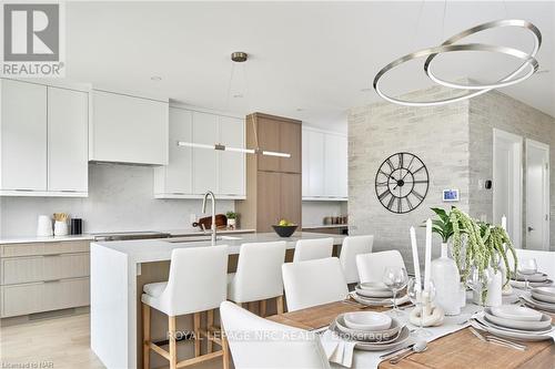 151A Port Robinson Road, Pelham, ON - Indoor Photo Showing Dining Room