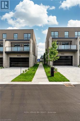 151A Port Robinson Road, Pelham, ON - Outdoor With Balcony With Facade