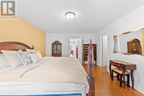 67 Gamble Glen Crescent, Richmond Hill, ON - Indoor Photo Showing Bedroom