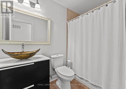 67 Gamble Glen Crescent, Richmond Hill, ON - Indoor Photo Showing Bathroom