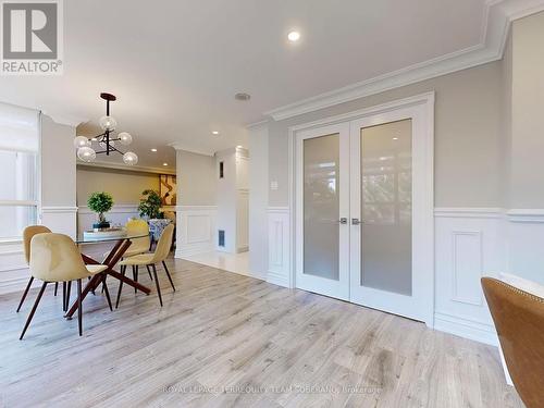 312 - 7 Townsgate Drive, Vaughan, ON - Indoor Photo Showing Dining Room