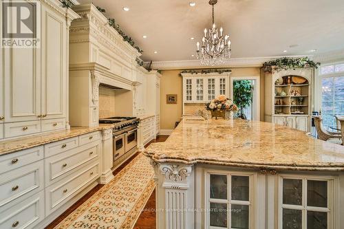 1495 Blythe Road, Mississauga (Sheridan), ON - Indoor Photo Showing Kitchen With Upgraded Kitchen